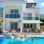 Four Seasons 1 - Ovacik *