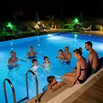 Four Seasons 1 - Ovacik Villa *