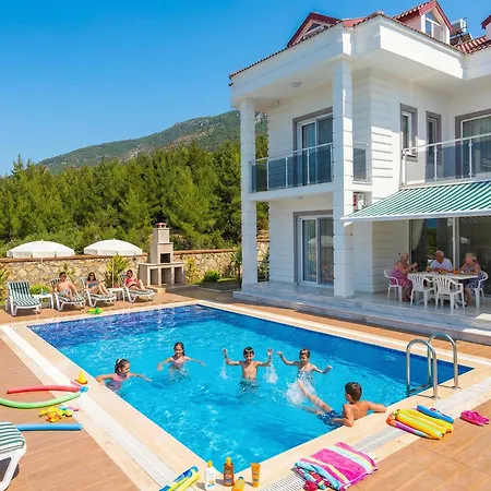 Four Seasons 1 - Ovacik *